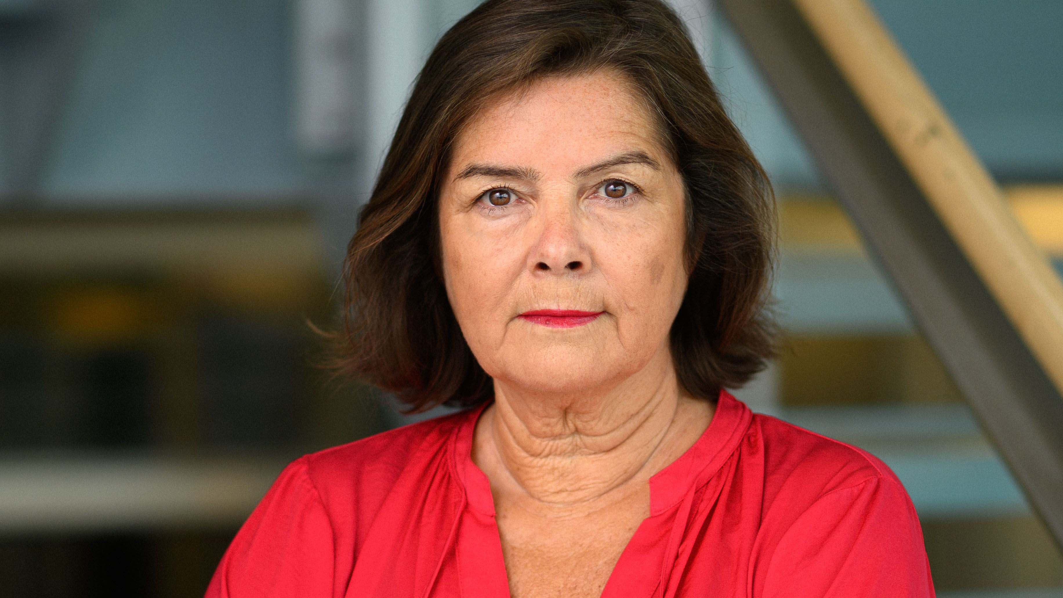 RFSU:s generalsekreterare står med armarna i kors 