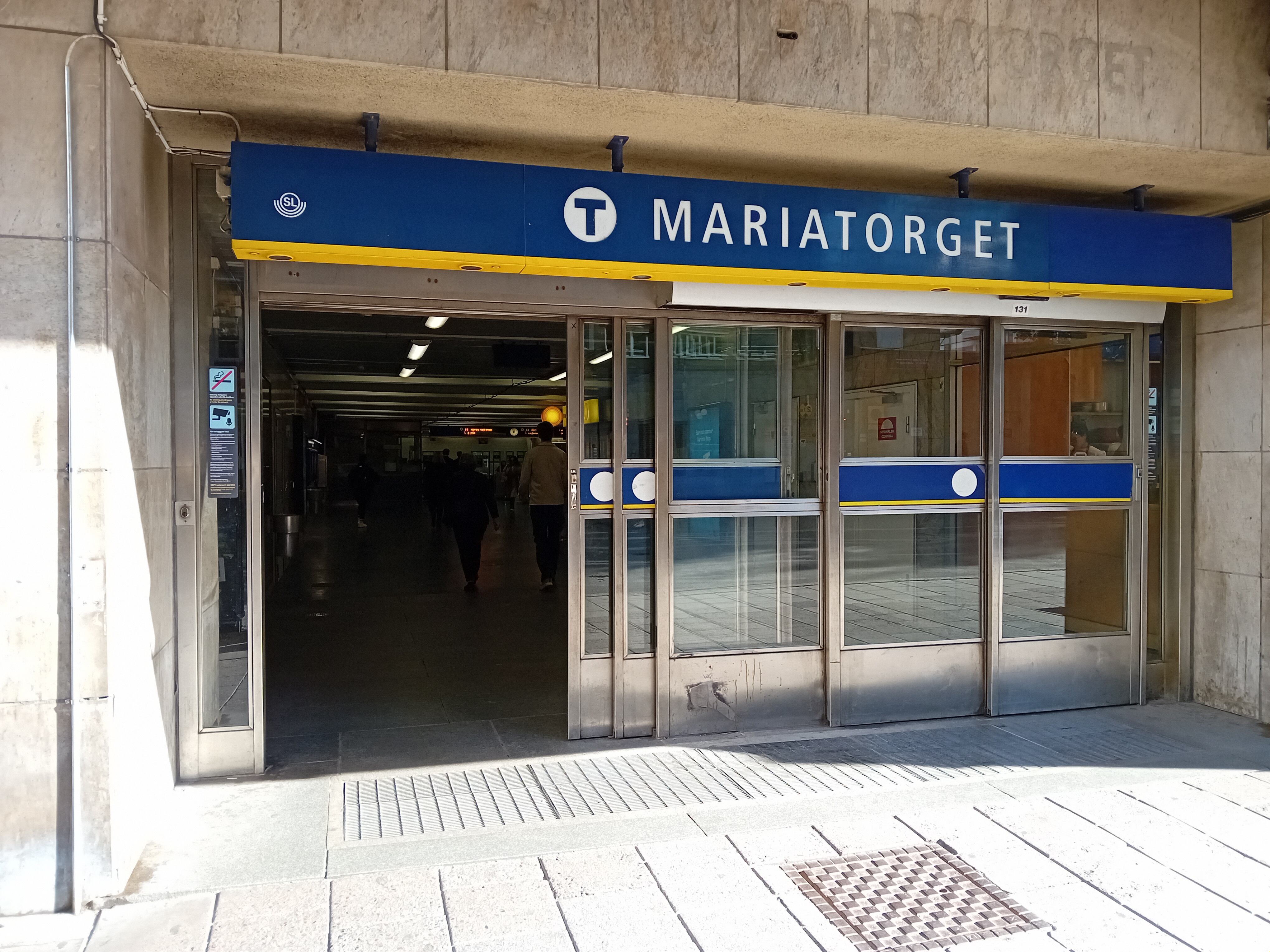 Bild på Mariatorgets tunnelbaneentré.